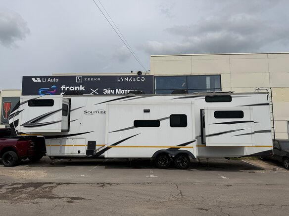 2023 Grand Design RV Solitude, белый, 9965000 рублей - вид 25