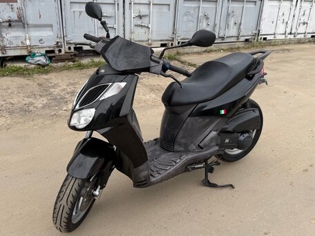2005 Aprilia SportCity 200, чёрный, 139000 рублей, вид 1