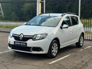 2016 Renault Sandero II, белый, 659000 рублей, вид 3
