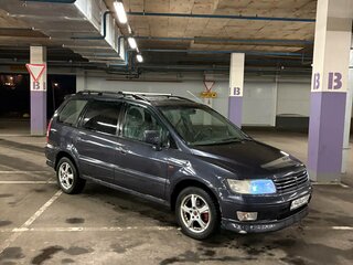 1999 Mitsubishi Space Wagon III, фиолетовый, 350000 рублей, вид 3