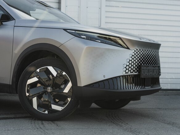 2025 Omoda C7, серый - вид 3