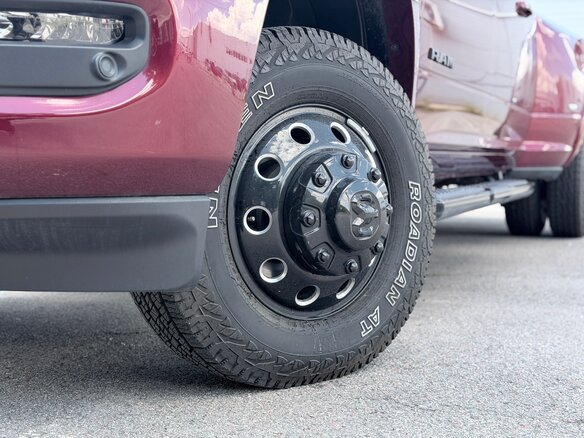 2023 RAM 3500, пурпурный, 16750000 рублей - вид 37