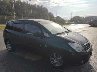 2002 Toyota Corolla Verso I, зелёный, 600000 рублей, вид 3