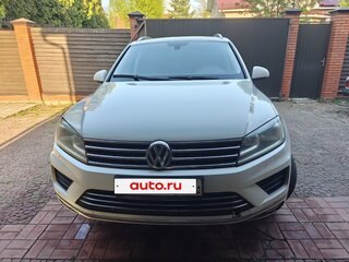 2017 Volkswagen Touareg II Рестайлинг, белый, 3450000 рублей, вид 2