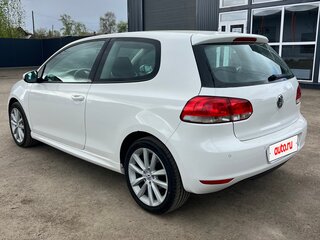 2011 Volkswagen Golf 5-speed VI, белый, 850000 рублей, вид 5