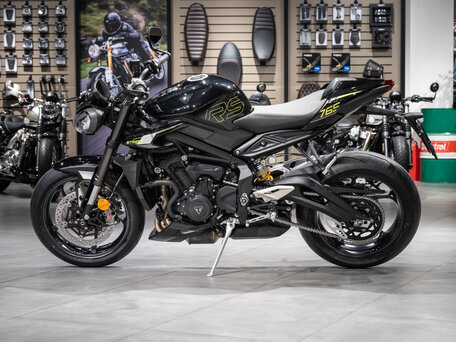 2026 Triumph Street Triple, чёрный, 1980000 рублей, вид 5