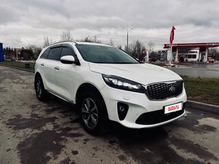 2018 Kia Sorento III Prime Рестайлинг, белый, 2590000 рублей, вид 3