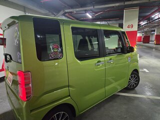 2017 Daihatsu Wake I, зелёный, 920000 рублей, вид 2