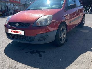 2006 Ford Fiesta Mk5, красный, 450000 рублей, вид 1