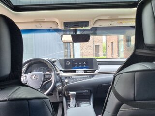 2020 Lexus ES 250 VII, чёрный, 3940000 рублей, вид 5