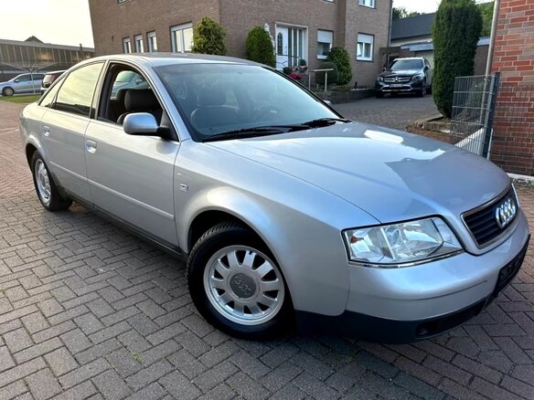 1999 Audi A6 II (C5), серебристый, 580000 рублей - вид 2