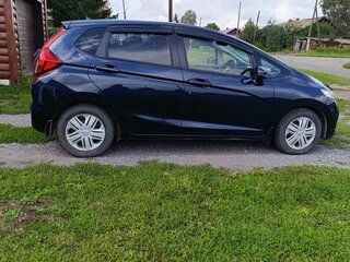 2017 Honda Fit III Рестайлинг, синий, 1150000 рублей, вид 3