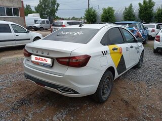 2024 Lada (ВАЗ) Vesta I Рестайлинг (NG), белый, 762750 рублей, вид 3