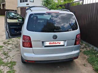 2008 Volkswagen Touran Cross I Рестайлинг, серебристый, 550000 рублей, вид 4