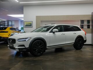 Volvo V90 Cross Country I