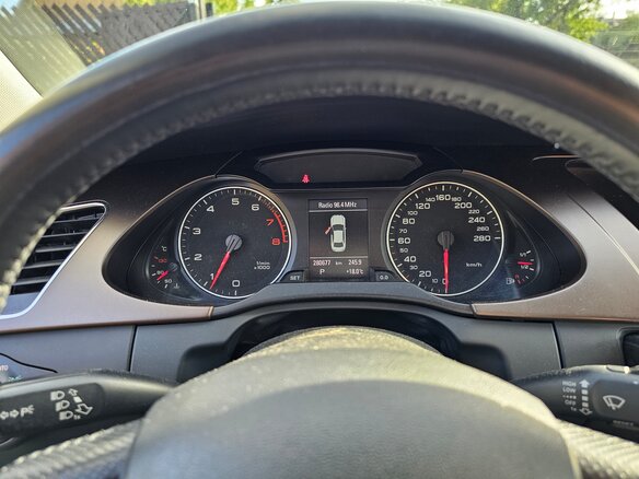 2011 Audi A4 IV (B8), коричневый, 800000 рублей - вид 15