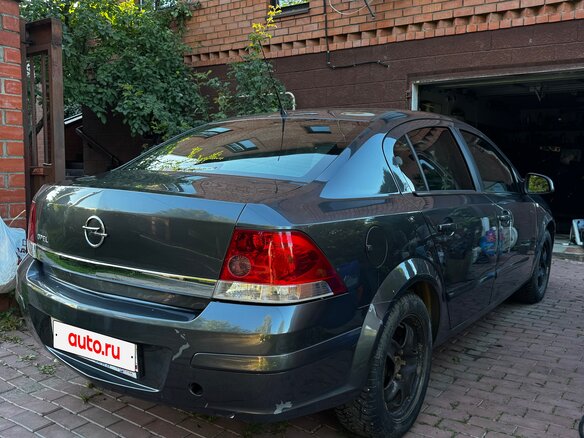2010 Opel Astra H Рестайлинг, серый, 330000 рублей - вид 3