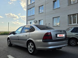 1996 Opel Vectra B, серебристый, 350000 рублей, вид 3