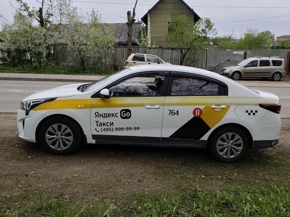 2022 Kia Rio IV Рестайлинг, белый, 1500000 рублей - вид 7