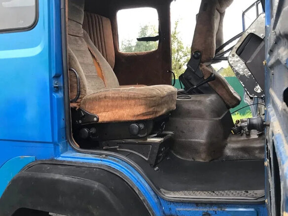1988 Mercedes-Benz 814, синий, 1250000 рублей - вид 17