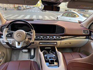 2023 Mercedes-Benz Maybach GLS 600 I, красный, 21300000 рублей, вид 5
