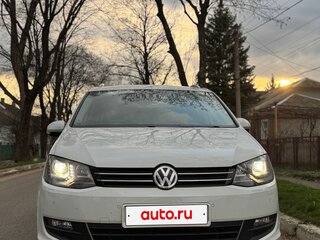 2017 Volkswagen Sharan II Рестайлинг, белый, 2000000 рублей, вид 1