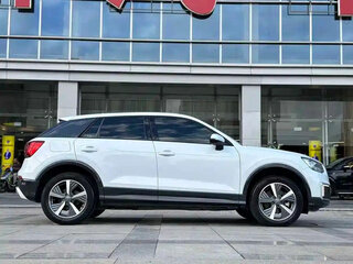 2021 Audi Q2 L e-tron I Рестайлинг, белый, 1429099 рублей, вид 5