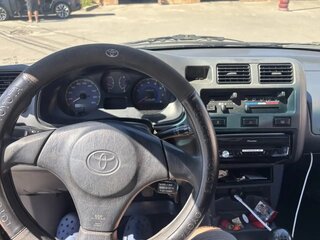2000 Toyota RAV4 I (XA10), чёрный, 600000 рублей, вид 5