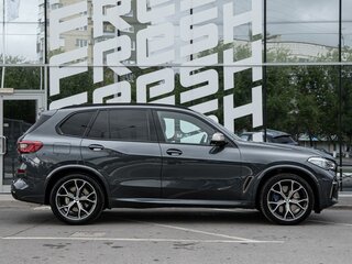 2019 BMW X5 M50d IV (G05/G18), серый, 6375000 рублей, вид 5