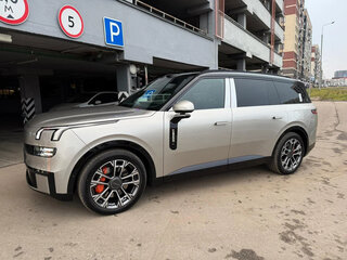 2026 Lynk & Co 900, серебристый, 7890000 рублей, вид 5