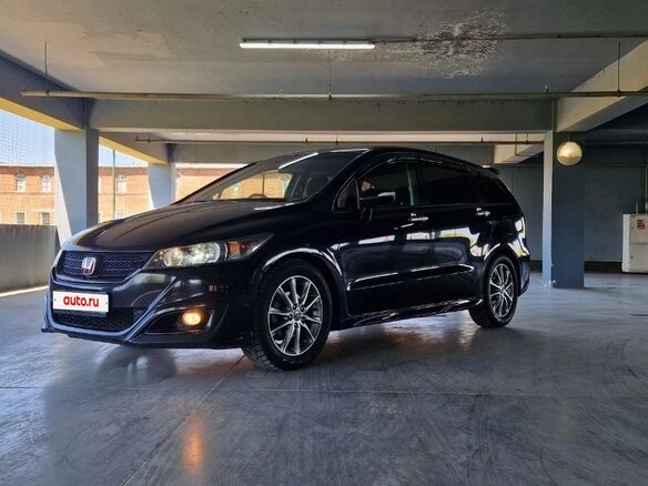 2013 Honda Stream II Рестайлинг, чёрный, 1420000 рублей - вид 1