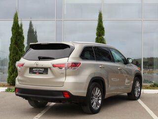 2014 Toyota Highlander III (XU50), золотистый, 3280000 рублей, вид 4