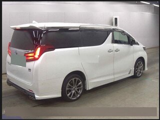 2021 Toyota Alphard III Рестайлинг, белый, 7000000 рублей, вид 3