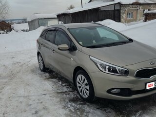 2013 Kia Ceed II, серебристый, 950000 рублей, вид 2