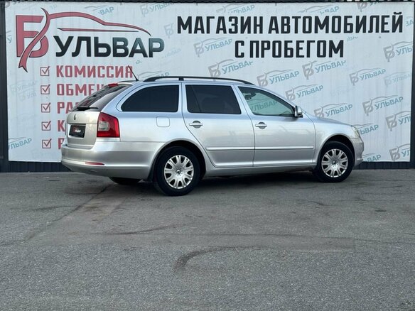 2012 Skoda Octavia II (A5) Рестайлинг, серебристый - вид 5