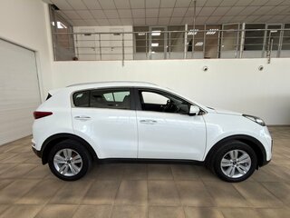 2017 Kia Sportage IV, серебристый, 1700000 рублей, вид 5