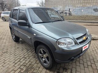 2014 Chevrolet Niva I Рестайлинг, серый, 650000 рублей, вид 2