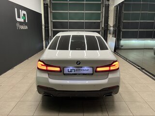 2021 BMW 5 серии 520i VII (G30/G31/G38) Рестайлинг, белый, 4500000 рублей, вид 5