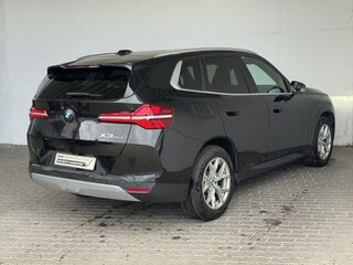 2025 BMW X3 20d xDrive IV (G45/G48), чёрный, 7368673 рублей, вид 3