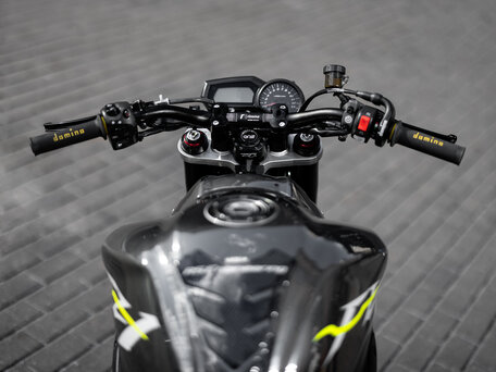 2008 Yamaha FZ1, чёрный, 1200000 рублей, вид 4