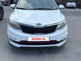 2015 Kia Rio III Рестайлинг, белый, 750000 рублей, вид 1