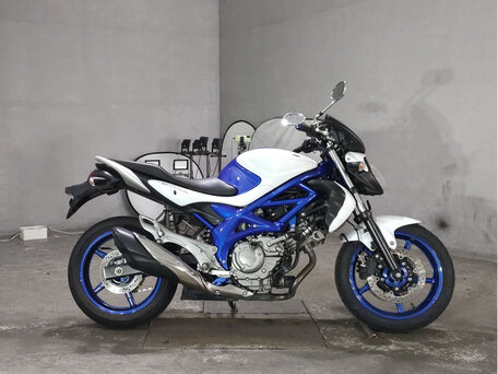 2010 Suzuki SFV 650 Gladius, белый, 330000 рублей, вид 1