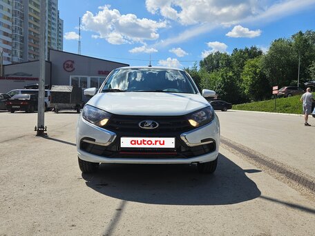 2023 Lada (ВАЗ) Granta I Рестайлинг, белый, 650000 рублей, вид 2