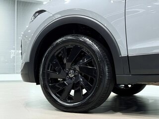 2026 Volkswagen Tharu XR, серый, 2490000 рублей, вид 3