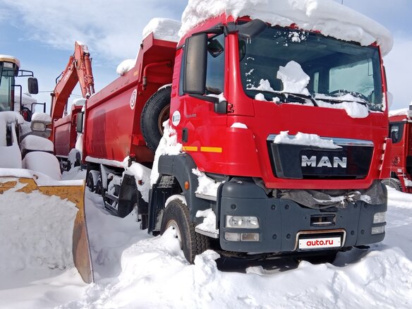 2015 MAN TGS, красный, 5842500 рублей