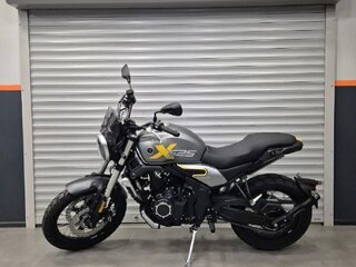 Voge AC525X