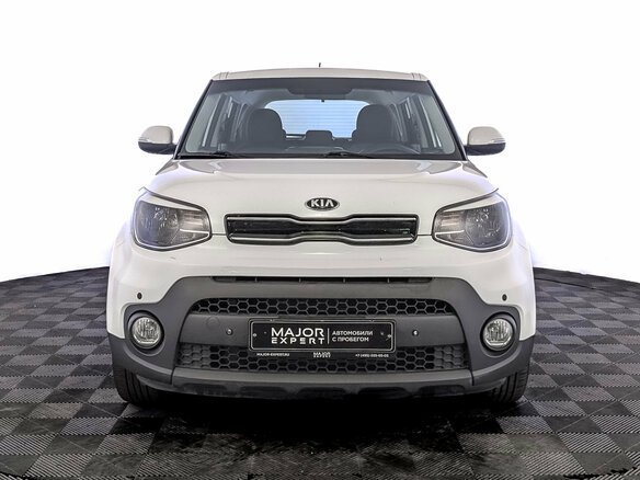 2019 Kia Soul II Рестайлинг, белый - вид 1