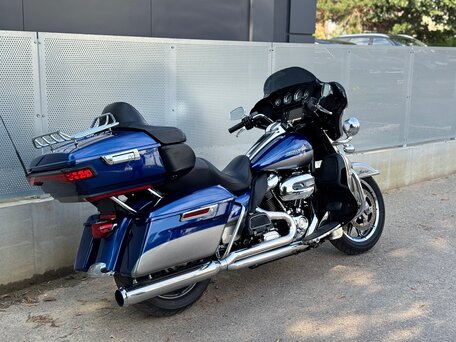 2017 Harley-Davidson Electra Glide, синий, 1250000 рублей, вид 5