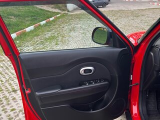 2018 Kia Soul II Рестайлинг, красный, 1400000 рублей, вид 5