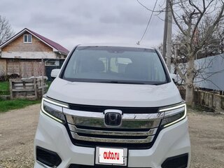 2019 Honda Stepwgn Spada V Рестайлинг, белый, 2500000 рублей, вид 2